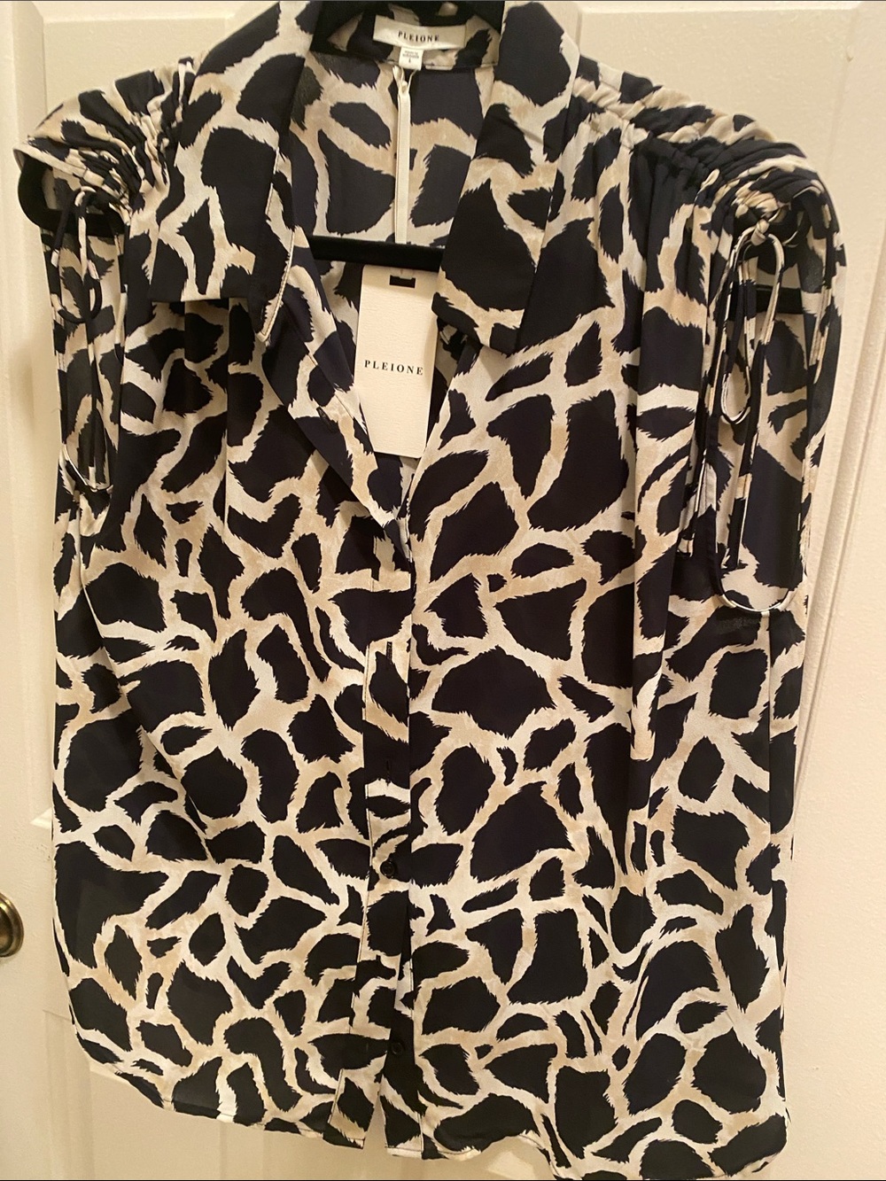 Pleione Black & White Animal-Print Button Front Top